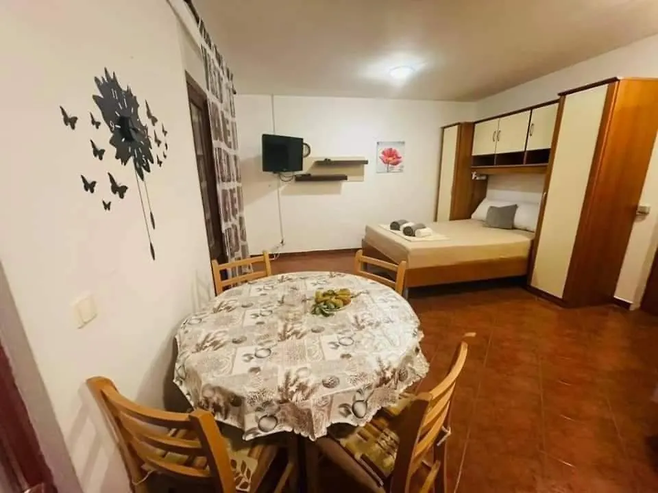 Studio 2+2 Apartment Pakostane 0*,